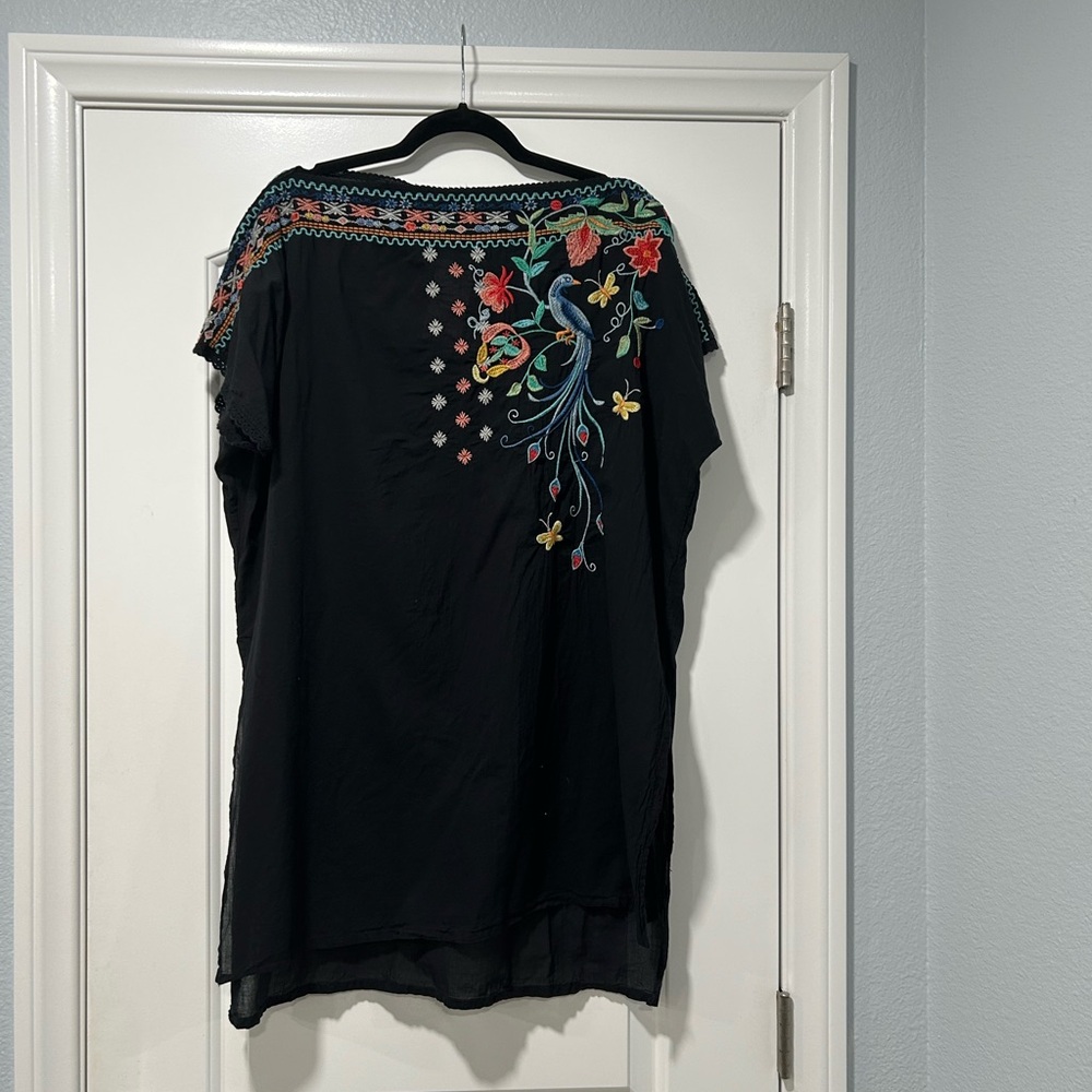 Johnny Was Black Embellished Dahlia Tunic with Embroidery